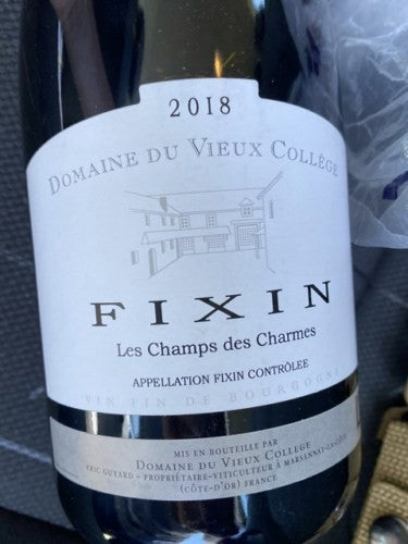 Domaine du Vieux College Fixin Rouge Les Champs des Charmes 2021 (750ml)